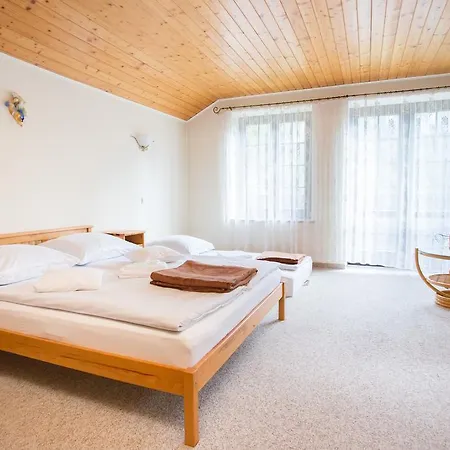 Villa Falsztyn Holiday Home Exterior photo