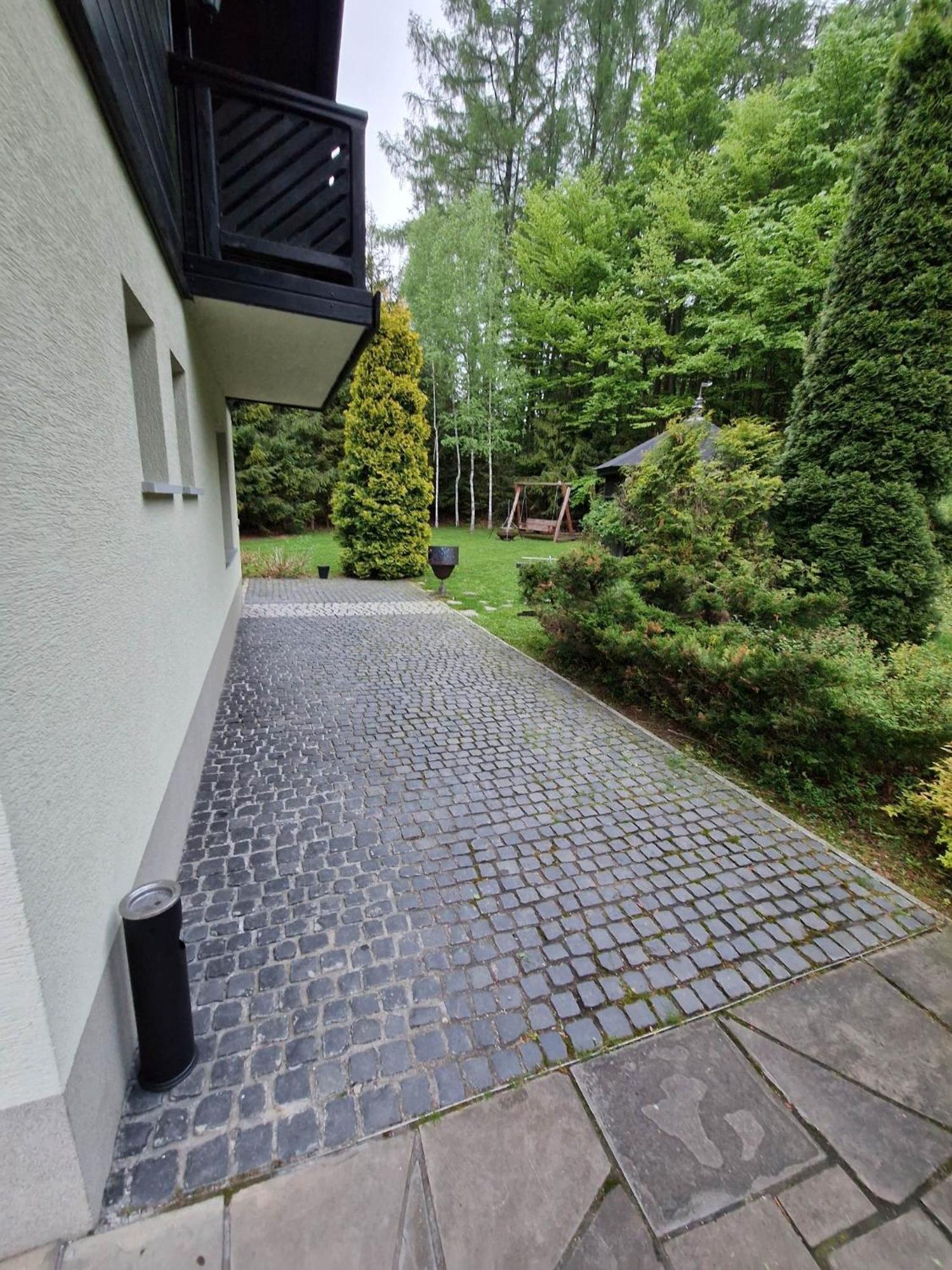 Villa Falsztyn Holiday Home Falsztyn